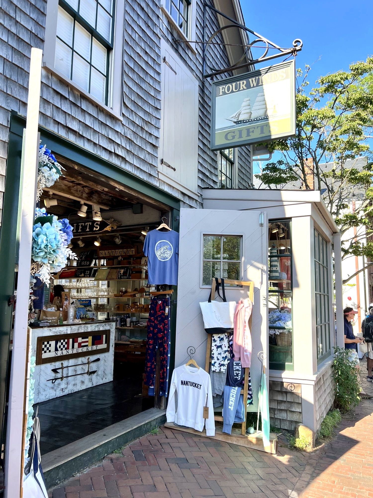 25 Beautiful Streets of Nantucket
